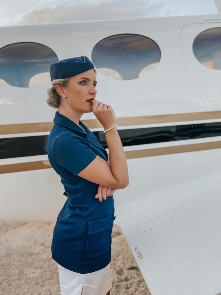 Cómo ser azafata de vuelo en 2025: La verdad desde 8 años de experiencia (sin gastar 3000€)